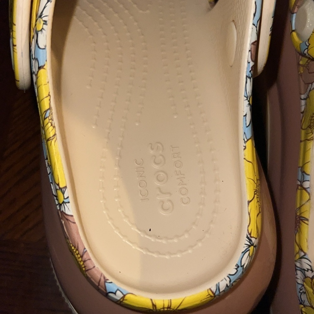 Crocs Classic Mega Crush Retro Floral Sandals Women’s Sz 8 - Picture 5 of 11